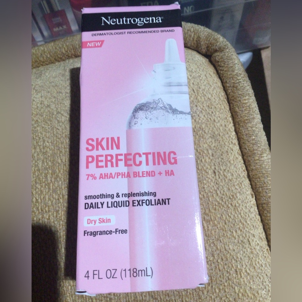 Neutrogena skin perfecting daily exfoliant